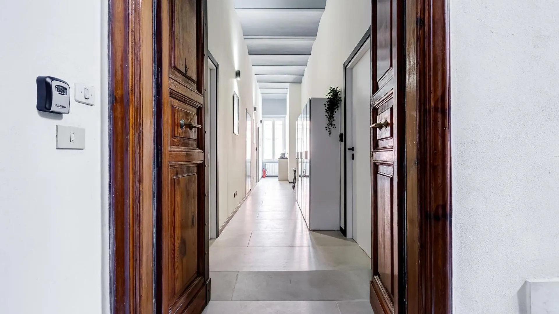 Vivilo Collection - Muggia 21 Suites Roma Affittacamere