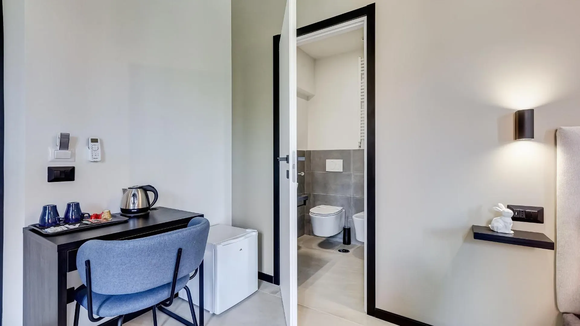 Vivilo Collection - Muggia 21 Suites Roma 0*,  İtalya