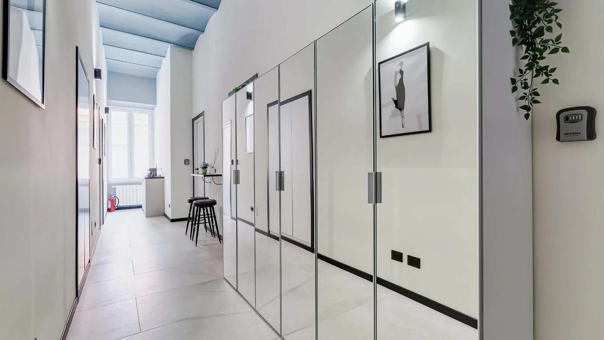 Konukevi Vivilo Collection - Muggia 21 Suites Roma